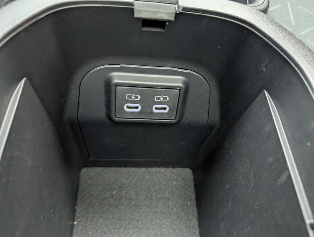 2024 Toyota Rav4 Image 33