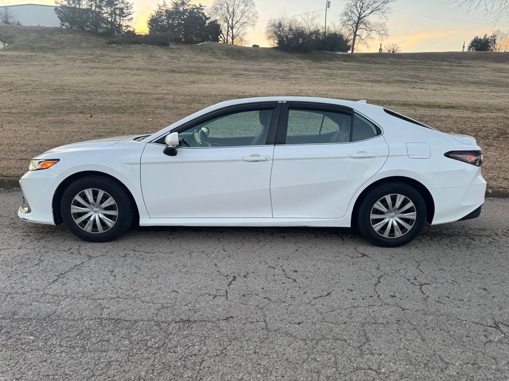 2022 Toyota Camry Image 3