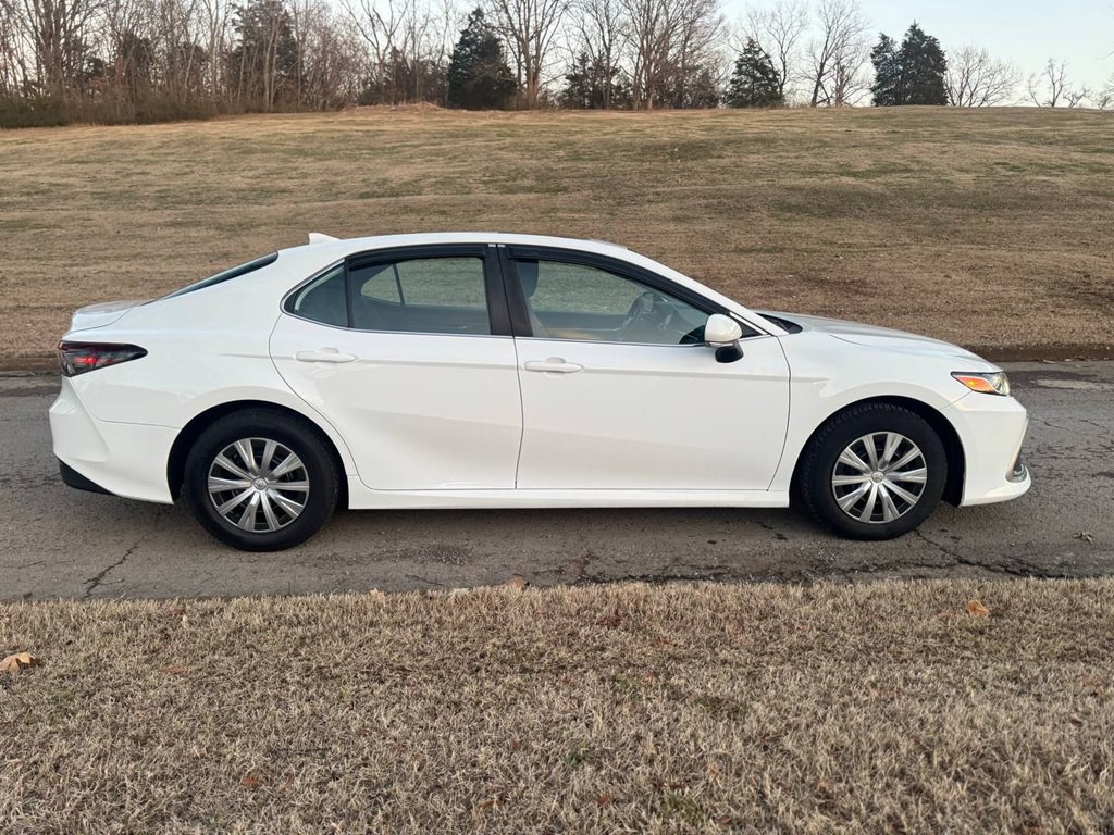 2022 Toyota Camry Image 7