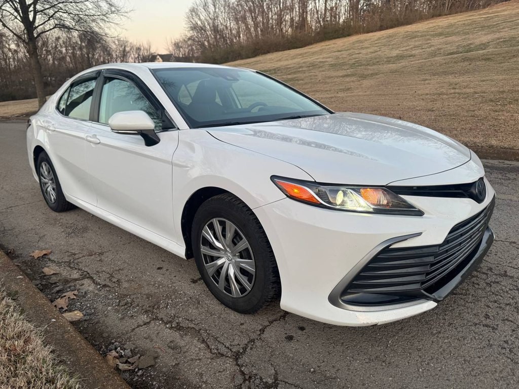2022 Toyota Camry Image 8
