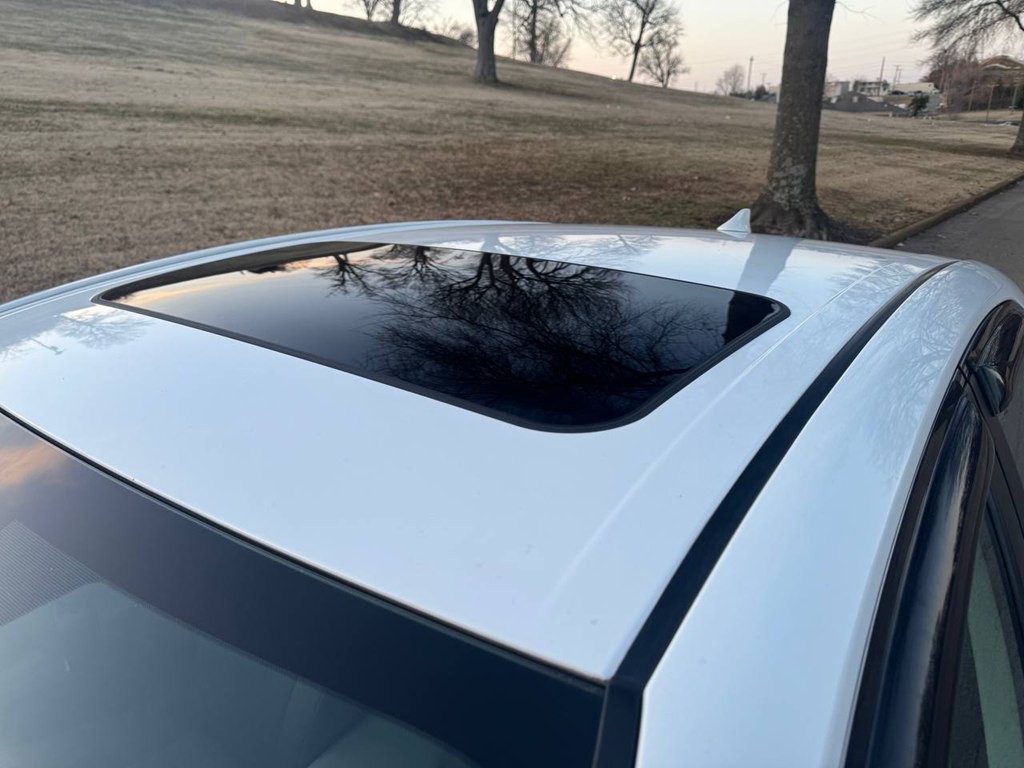 2022 Toyota Camry Image 11