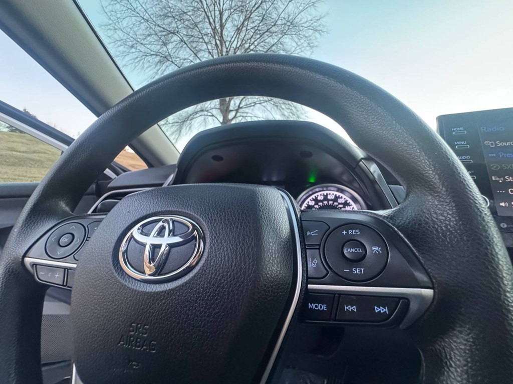 2022 Toyota Camry Image 24