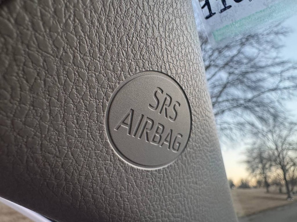 2022 Toyota Camry Image 28