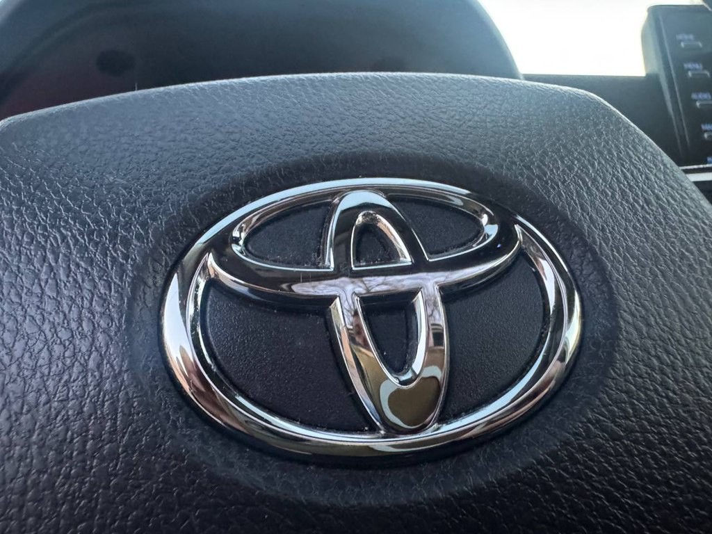 2022 Toyota Camry Image 29