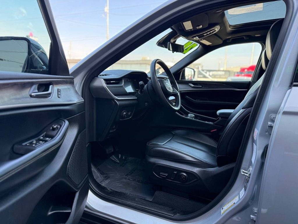 2024 Jeep Grand Cherokee Image 10