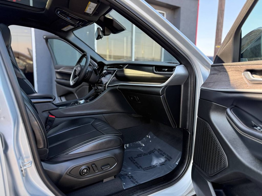 2024 Jeep Grand Cherokee Image 13