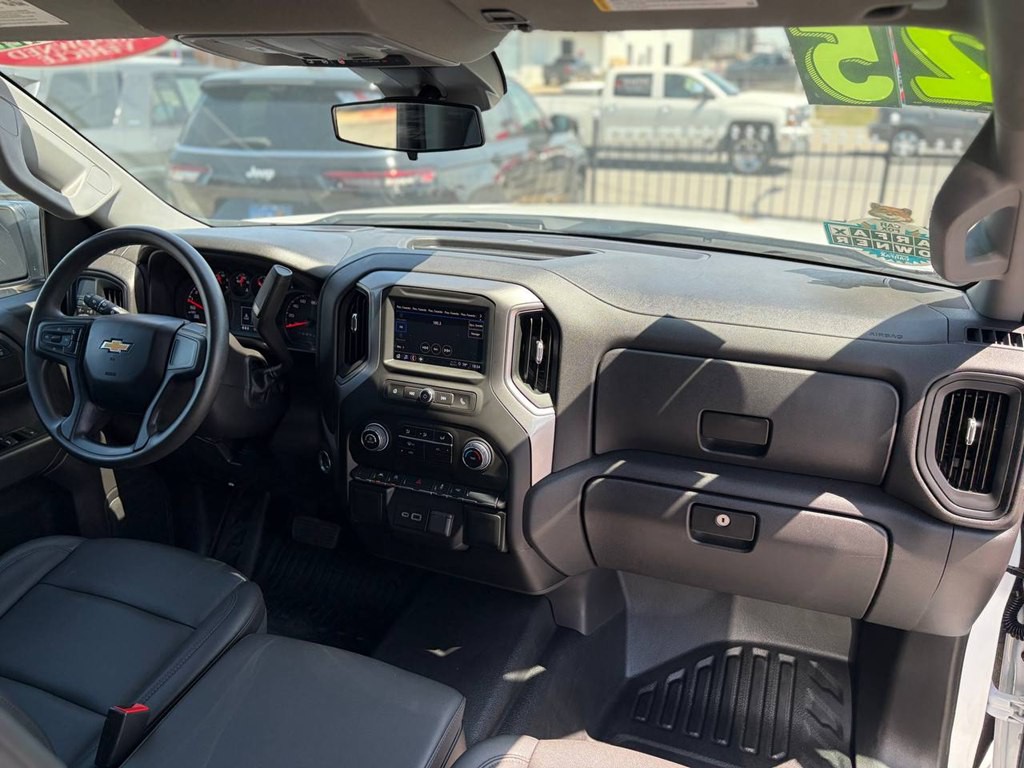2025 Chevrolet Silverado 1500 Image 16