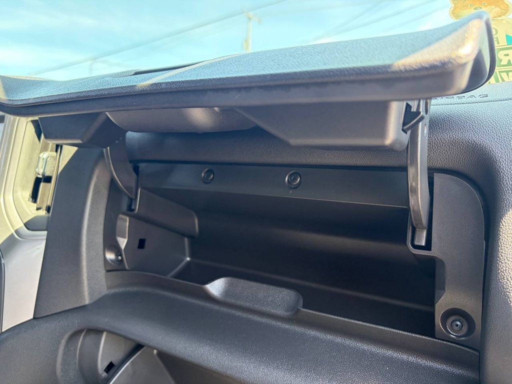 2025 Chevrolet Silverado 1500 Image 33