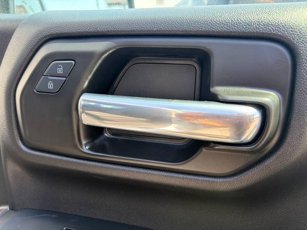 2025 Chevrolet Silverado 1500 Image 34