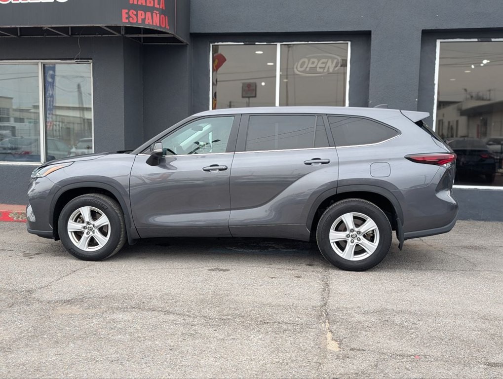 2024 Toyota Highlander Image 3