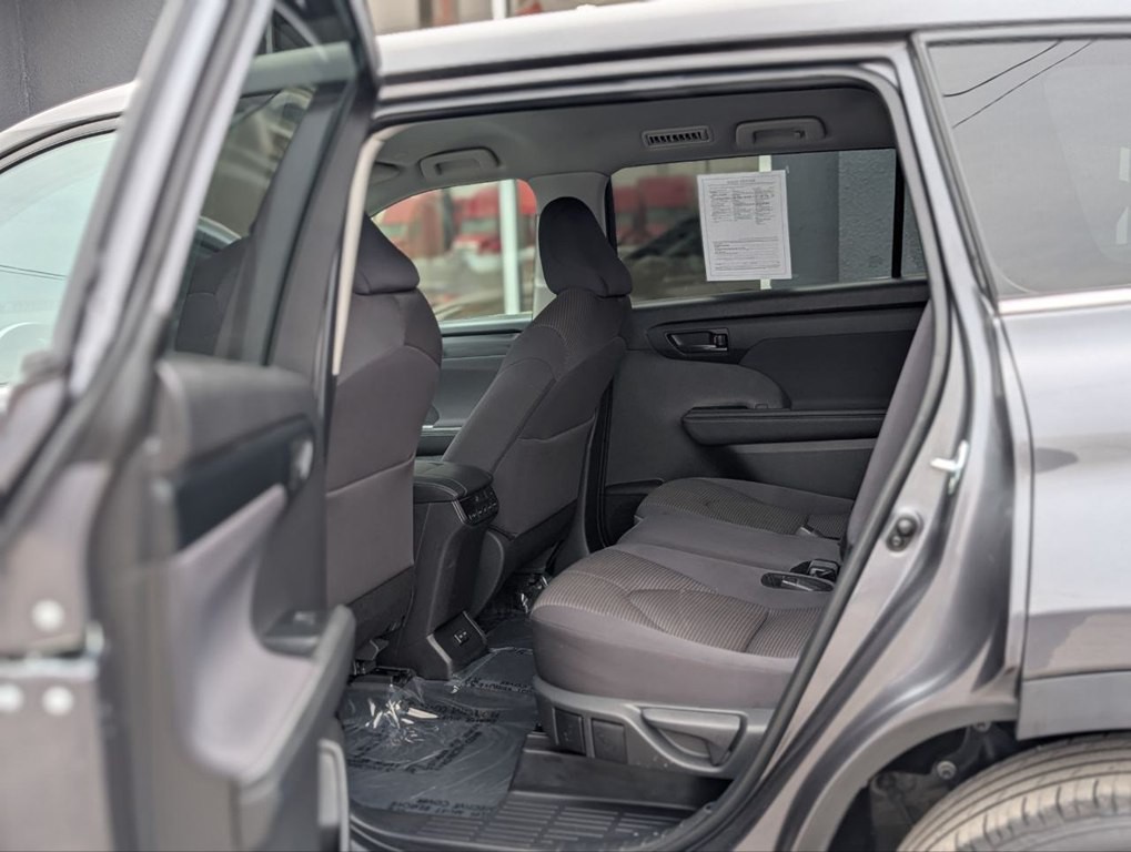 2024 Toyota Highlander Image 11