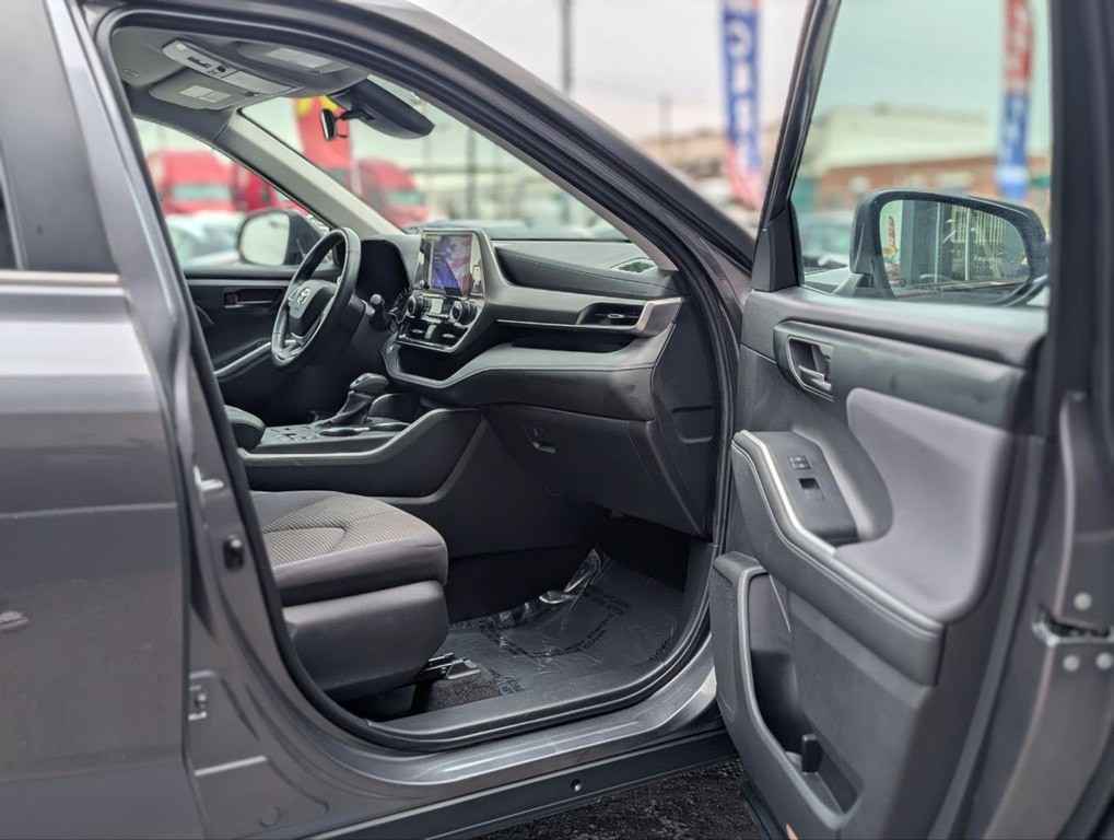 2024 Toyota Highlander Image 12