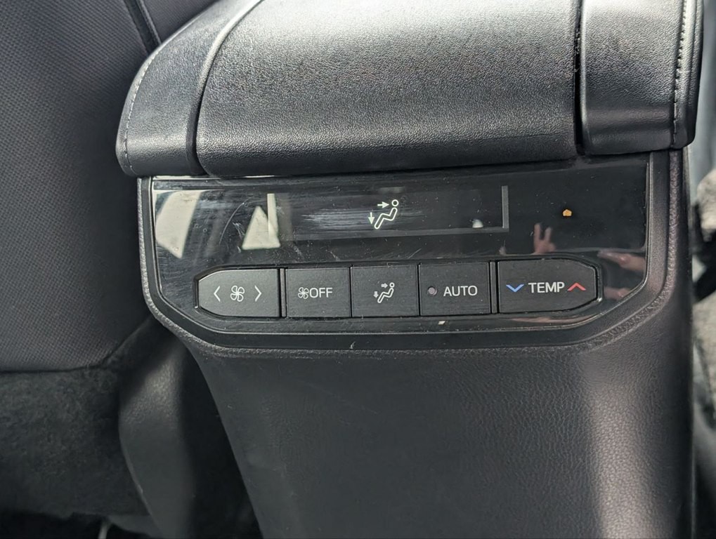 2024 Toyota Highlander Image 26