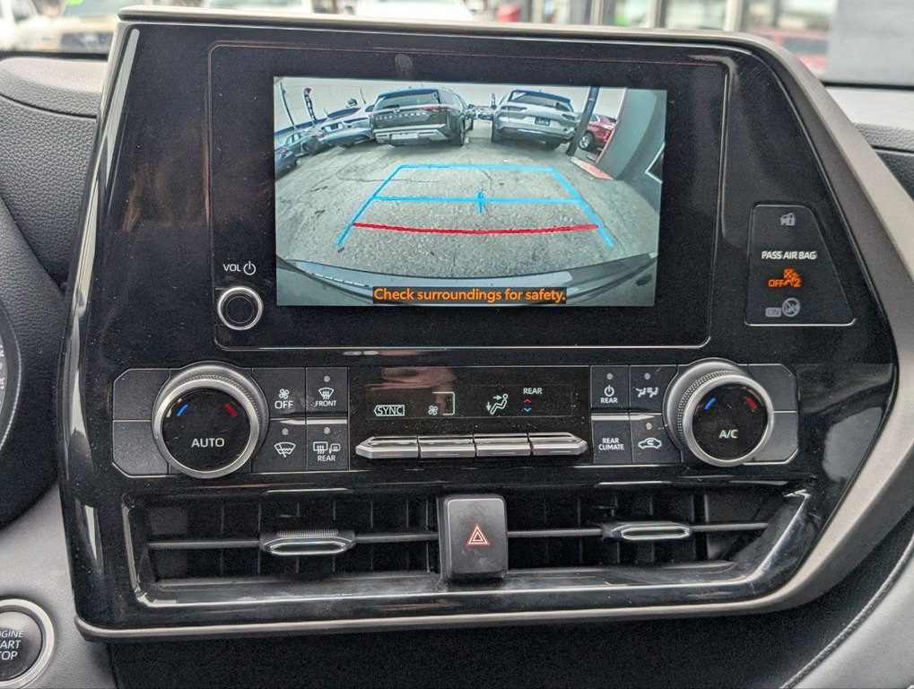 2024 Toyota Highlander Image 28