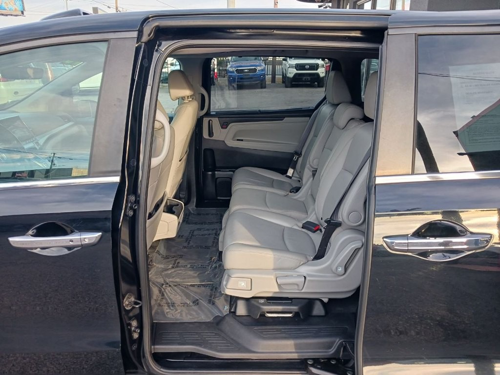 2018 Honda Odyssey Image 15