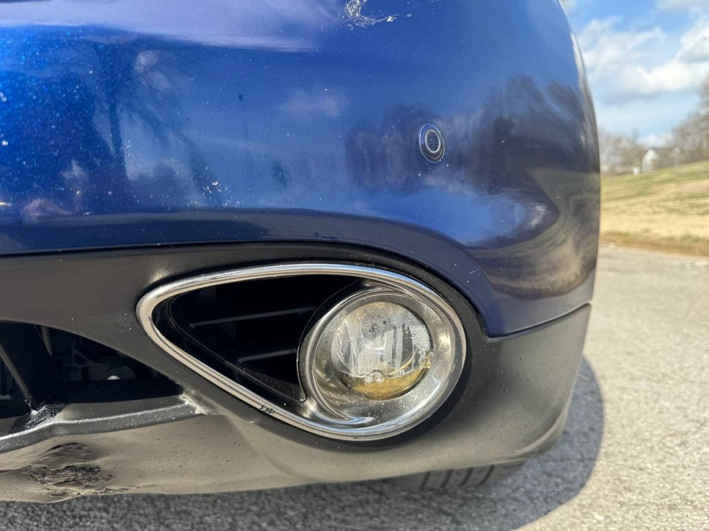 2012 INFINITI FX35 Image 13