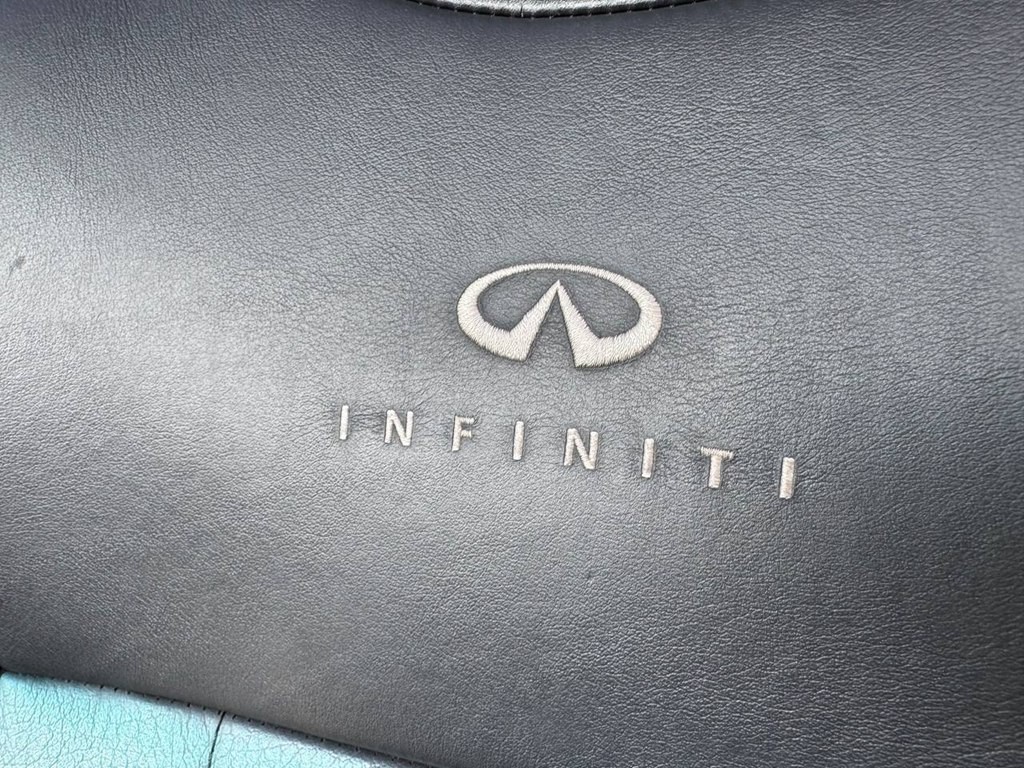 2012 INFINITI FX35 Image 20