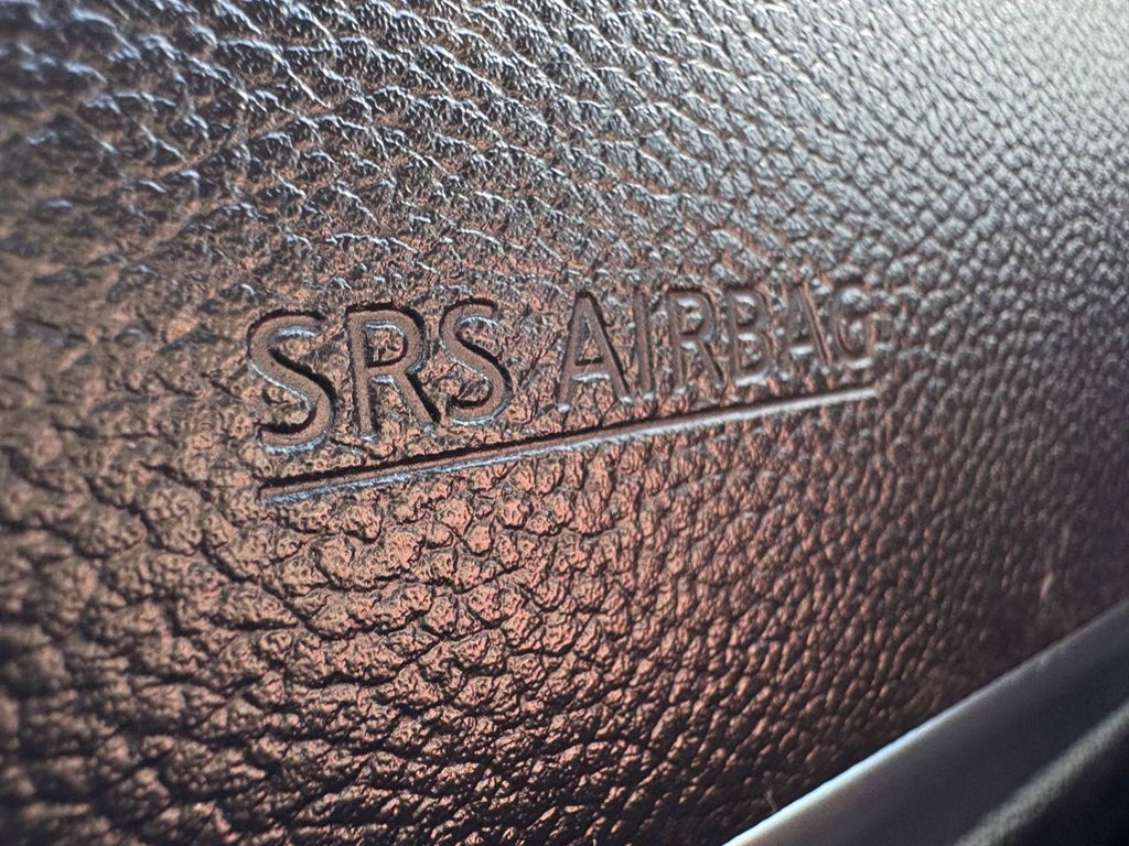 2012 INFINITI FX35 Image 32