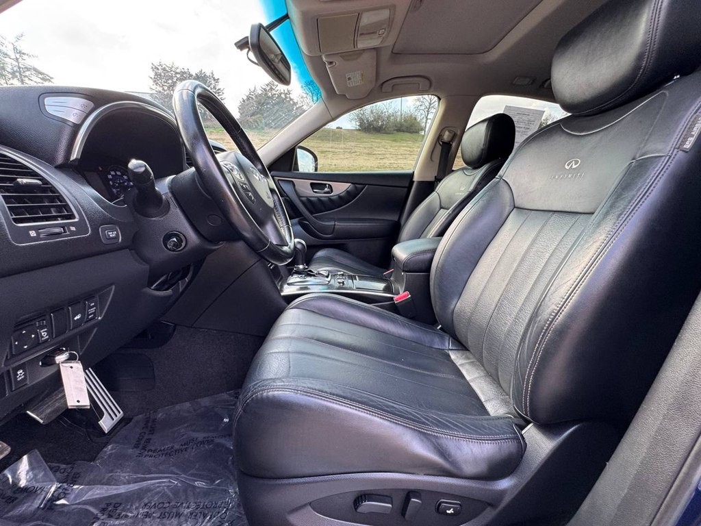 2012 INFINITI FX35 Image 48