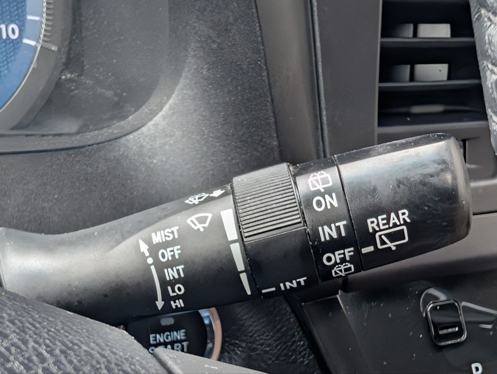 2017 Toyota Sienna Image 27