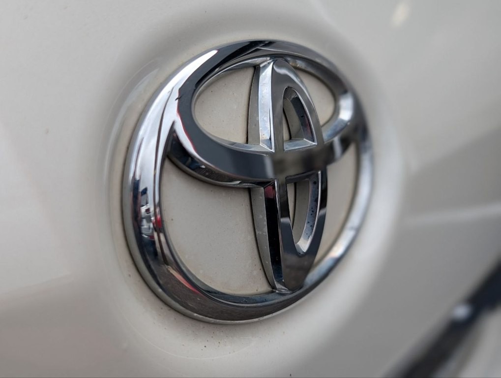 2017 Toyota Sienna Image 34