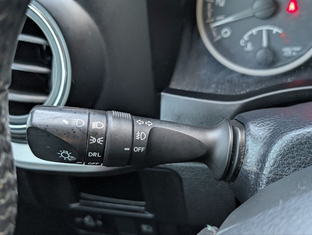 2018 Toyota Tacoma Image 24