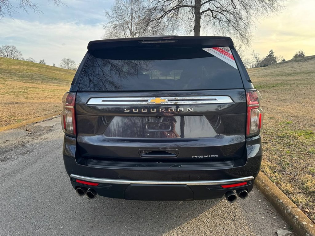 2023 Chevrolet Suburban Image 5