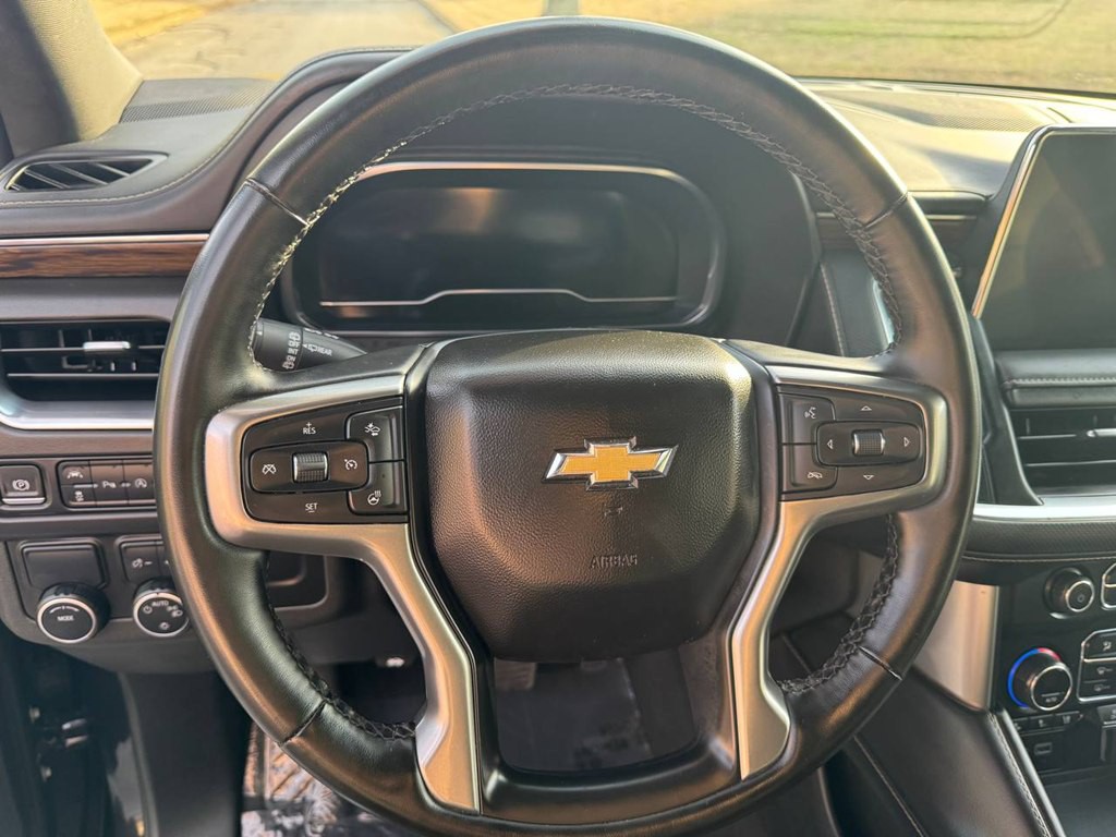 2023 Chevrolet Suburban Image 18