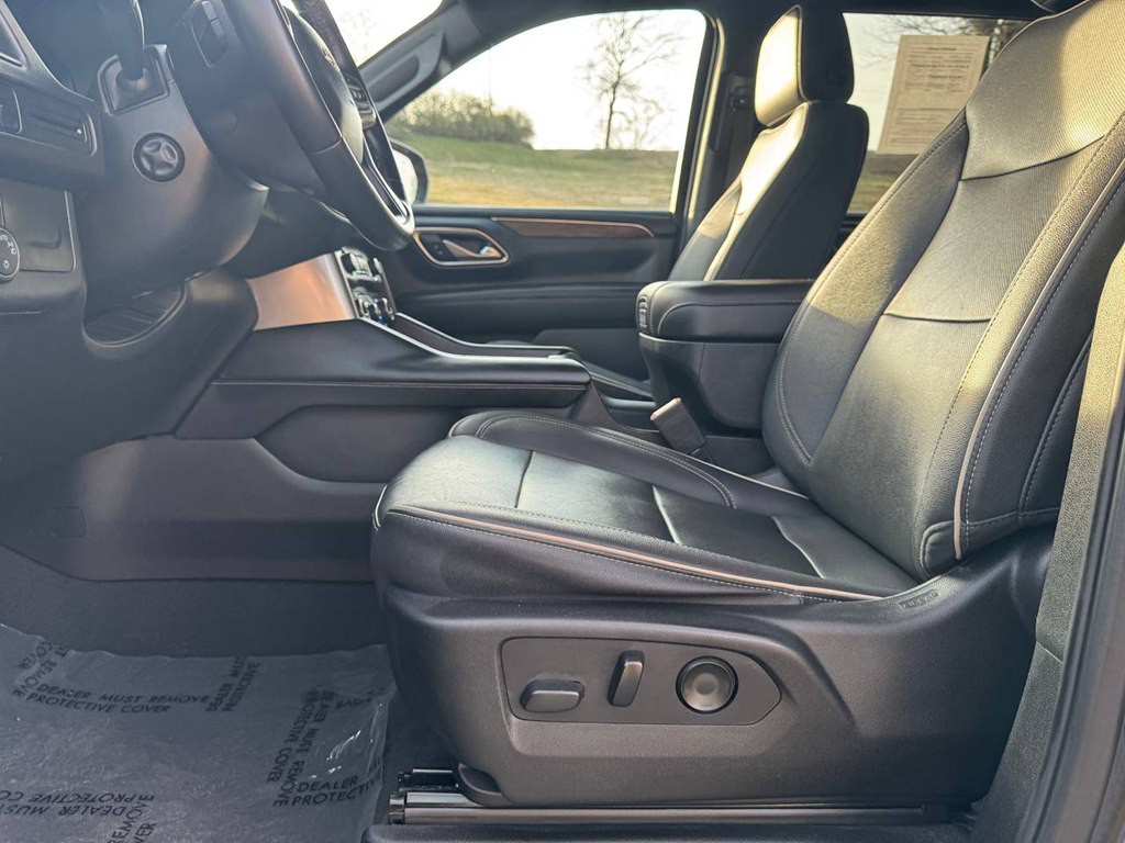 2023 Chevrolet Suburban Image 32