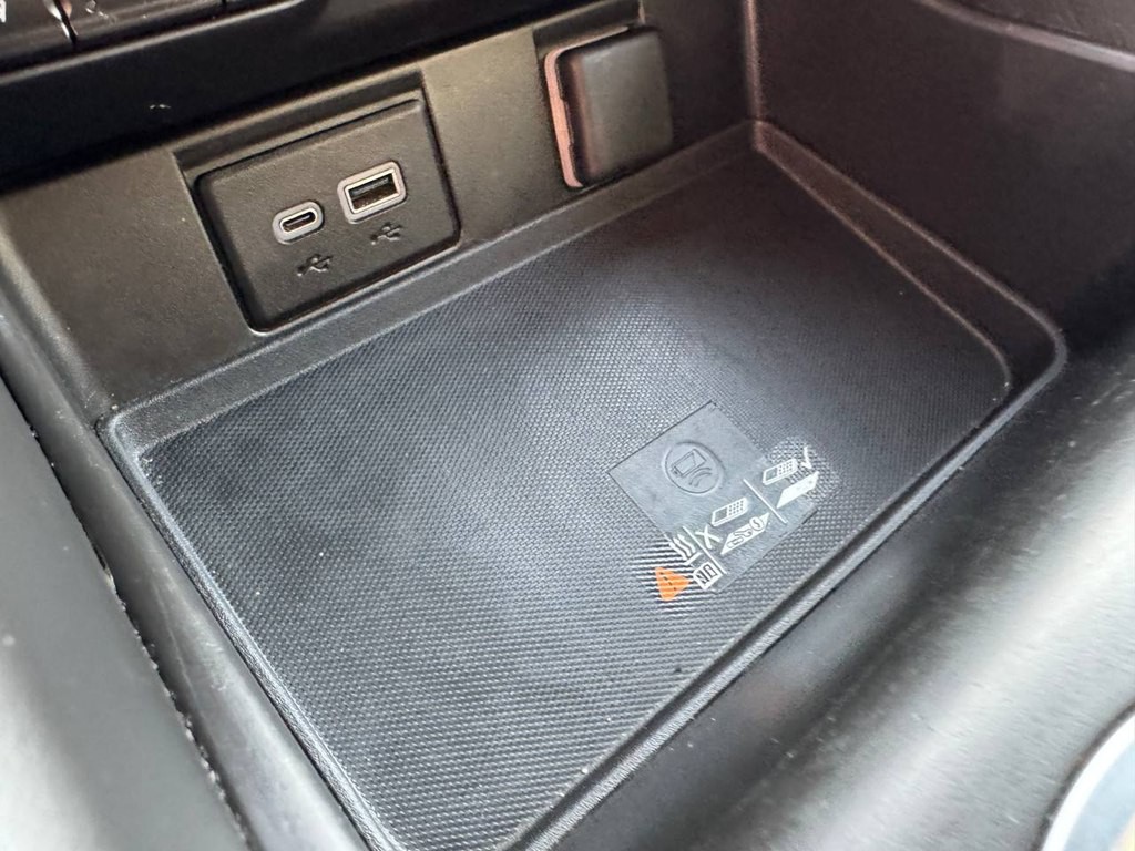 2023 Chevrolet Suburban Image 38