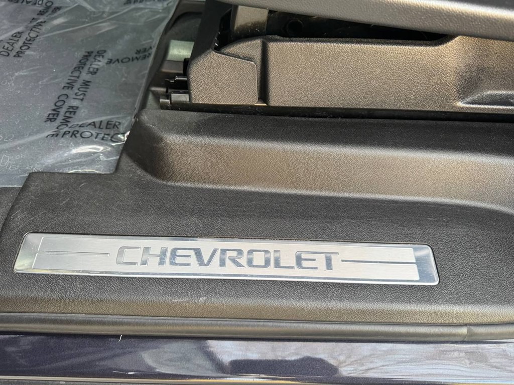 2023 Chevrolet Suburban Image 40