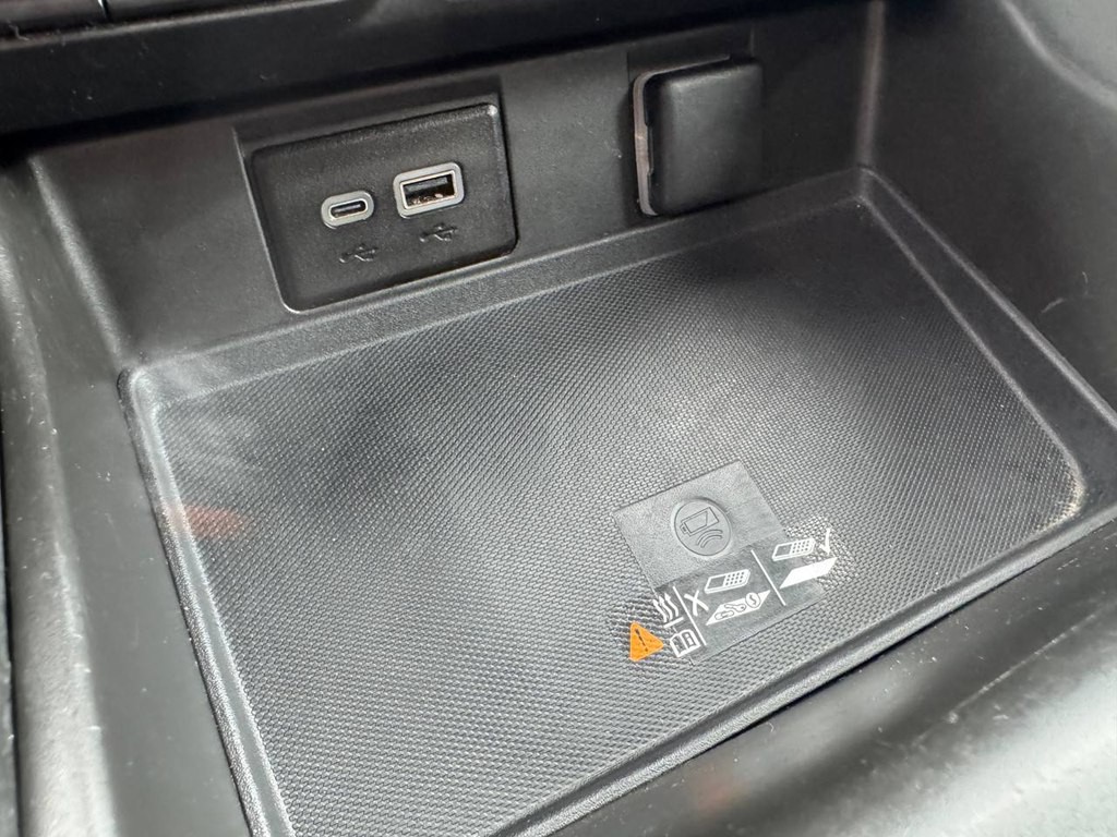 2023 Chevrolet Suburban Image 15