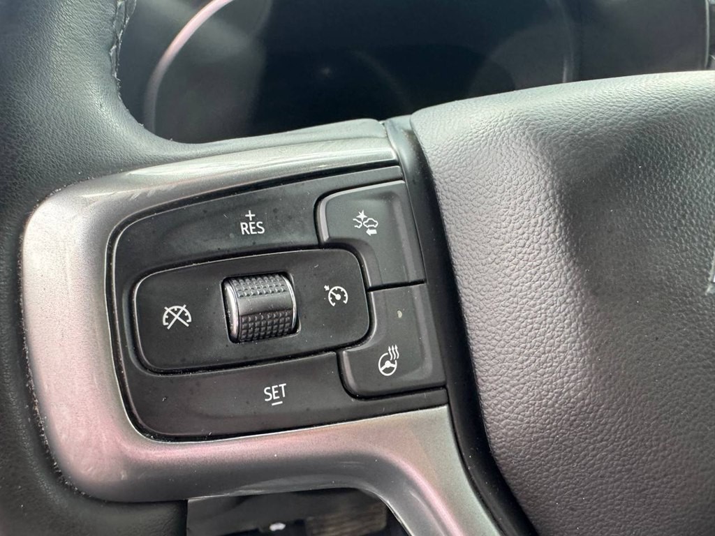 2023 Chevrolet Suburban Image 38