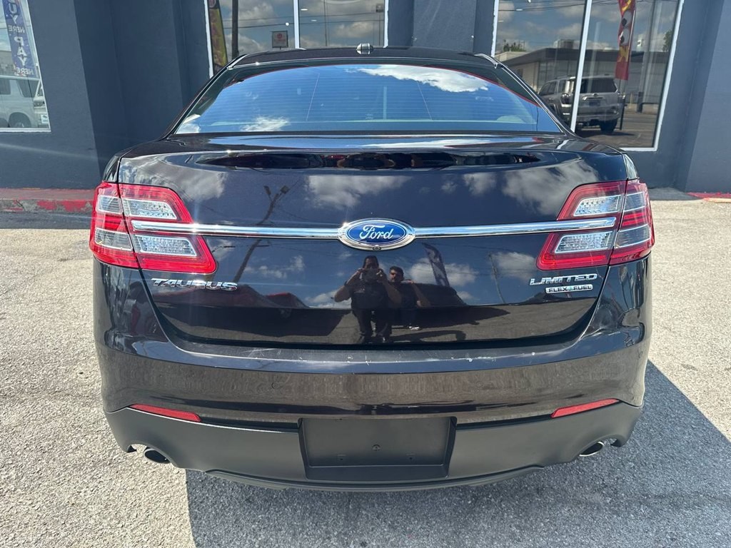2013 Ford Taurus Image 5
