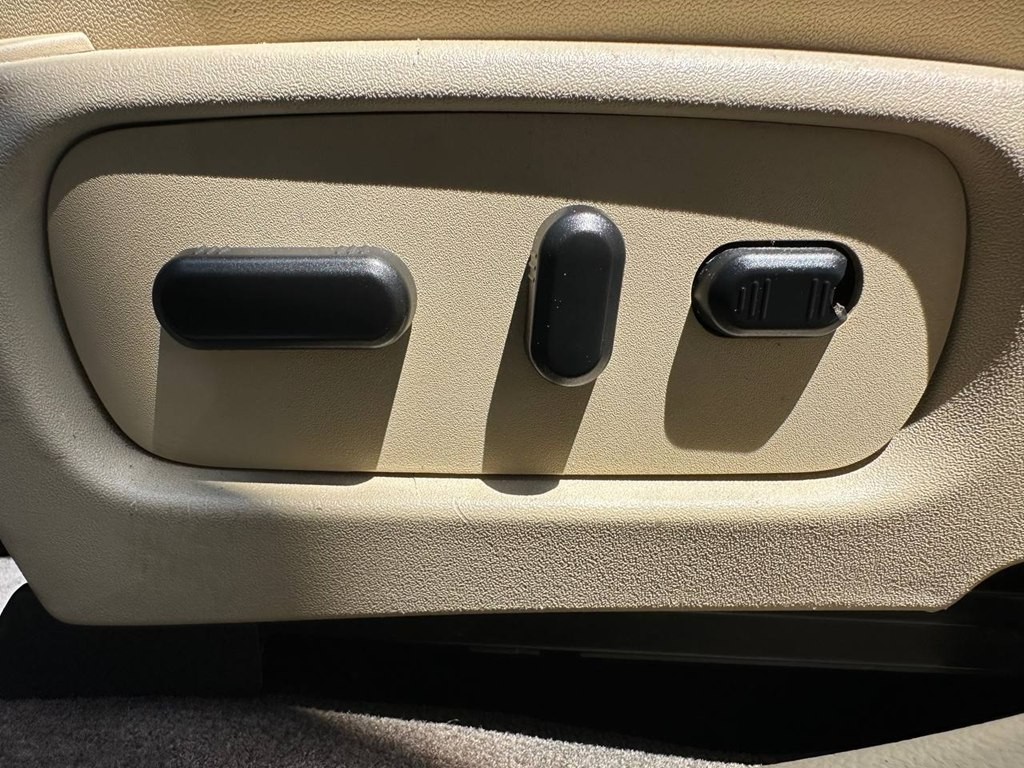 2013 Ford Taurus Image 37