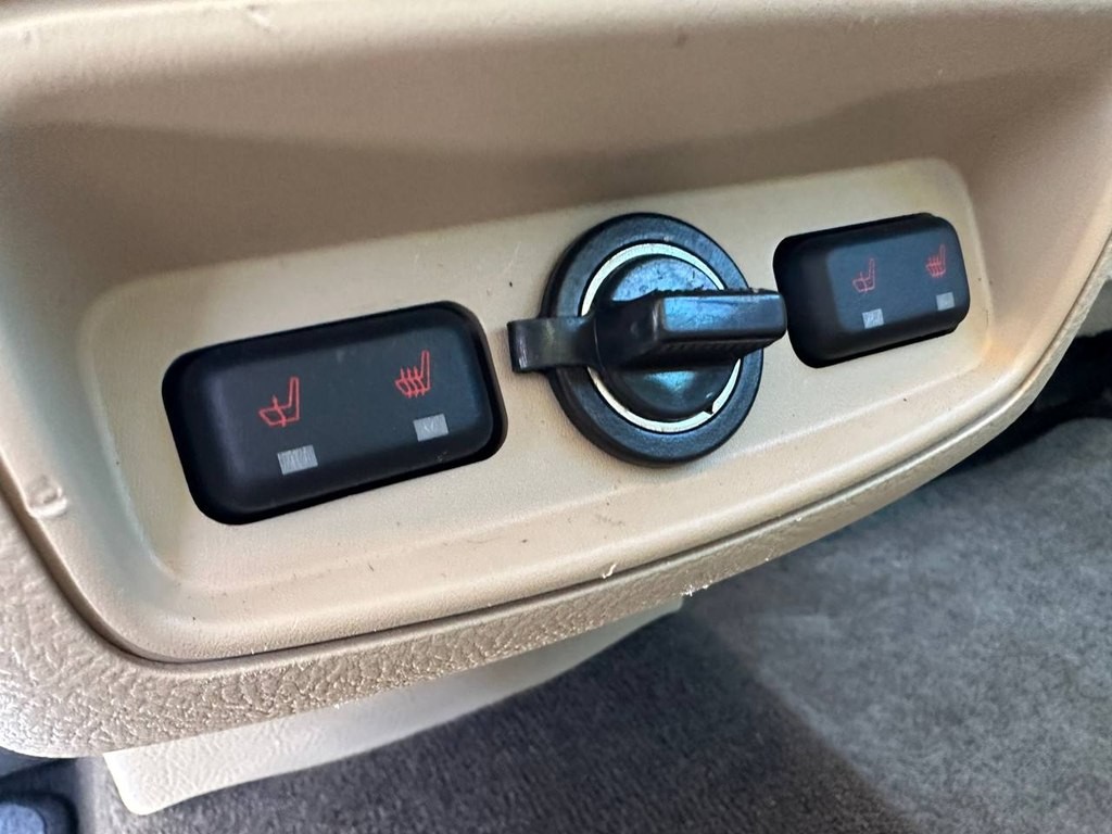 2013 Ford Taurus Image 39