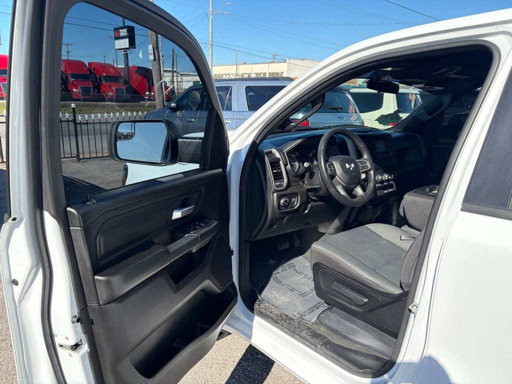 2024 RAM 1500 Image 11