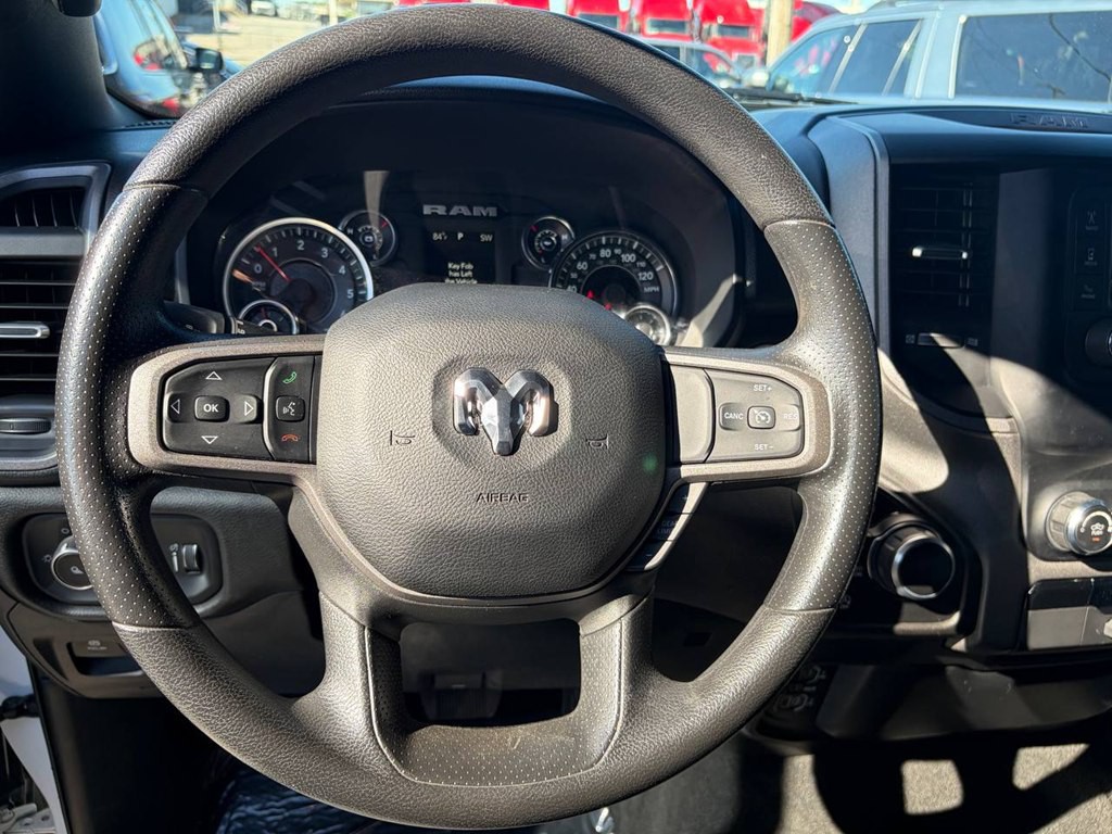 2024 RAM 1500 Image 16