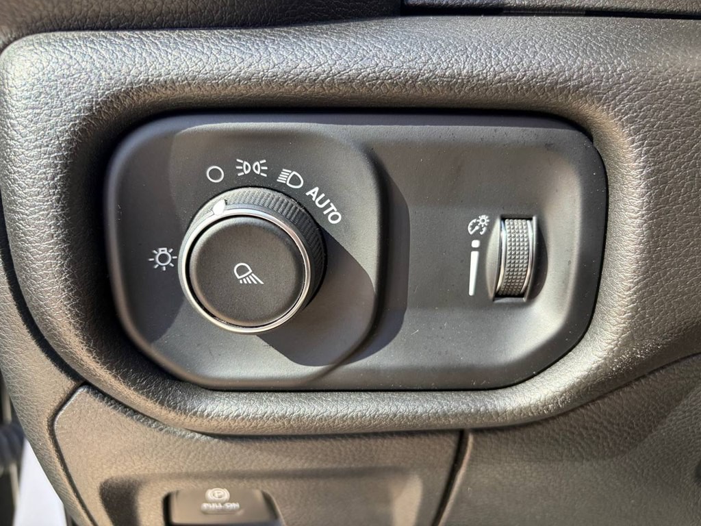 2024 RAM 1500 Image 18