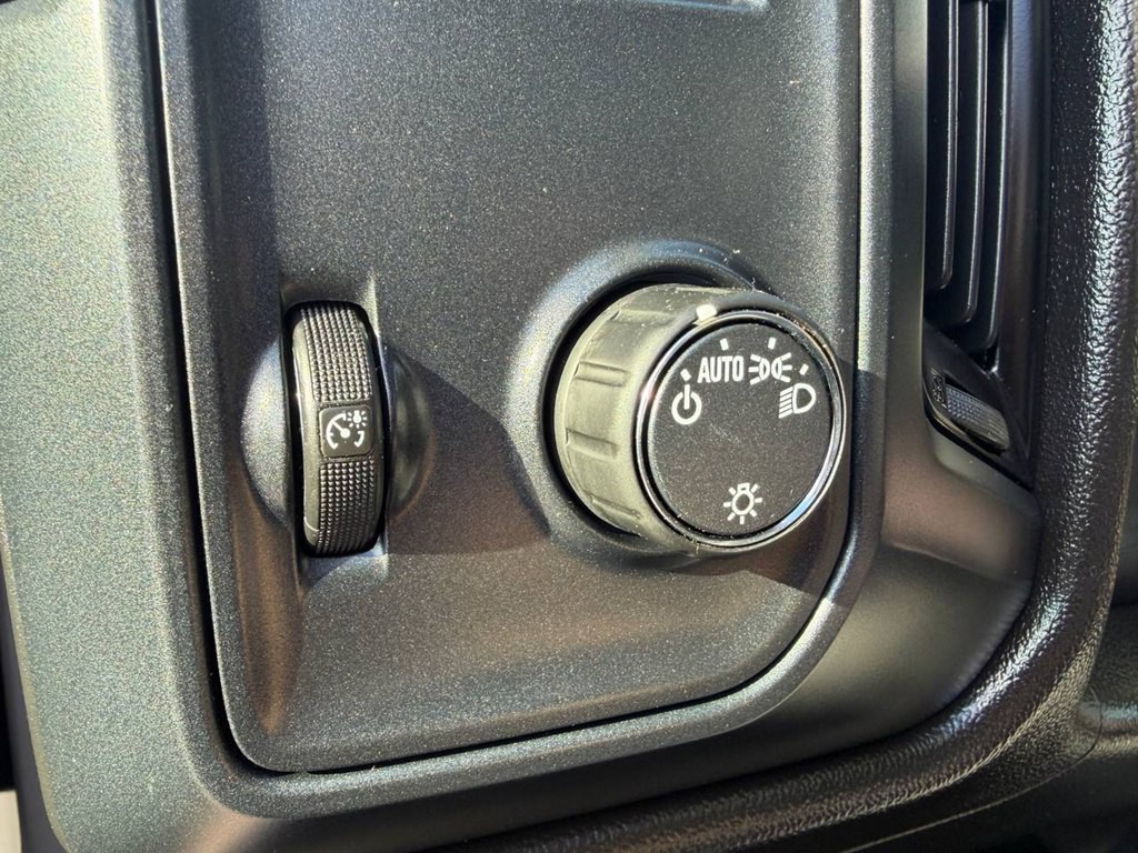 2018 Chevrolet Silverado 1500 Image 14