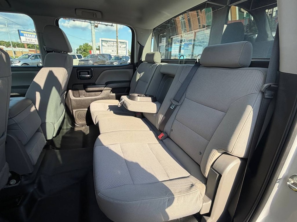 2018 Chevrolet Silverado 1500 Image 32