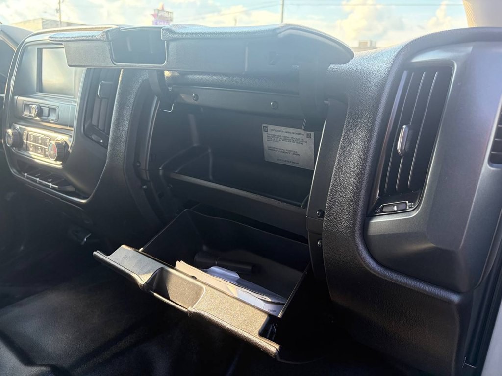 2018 Chevrolet Silverado 1500 Image 34