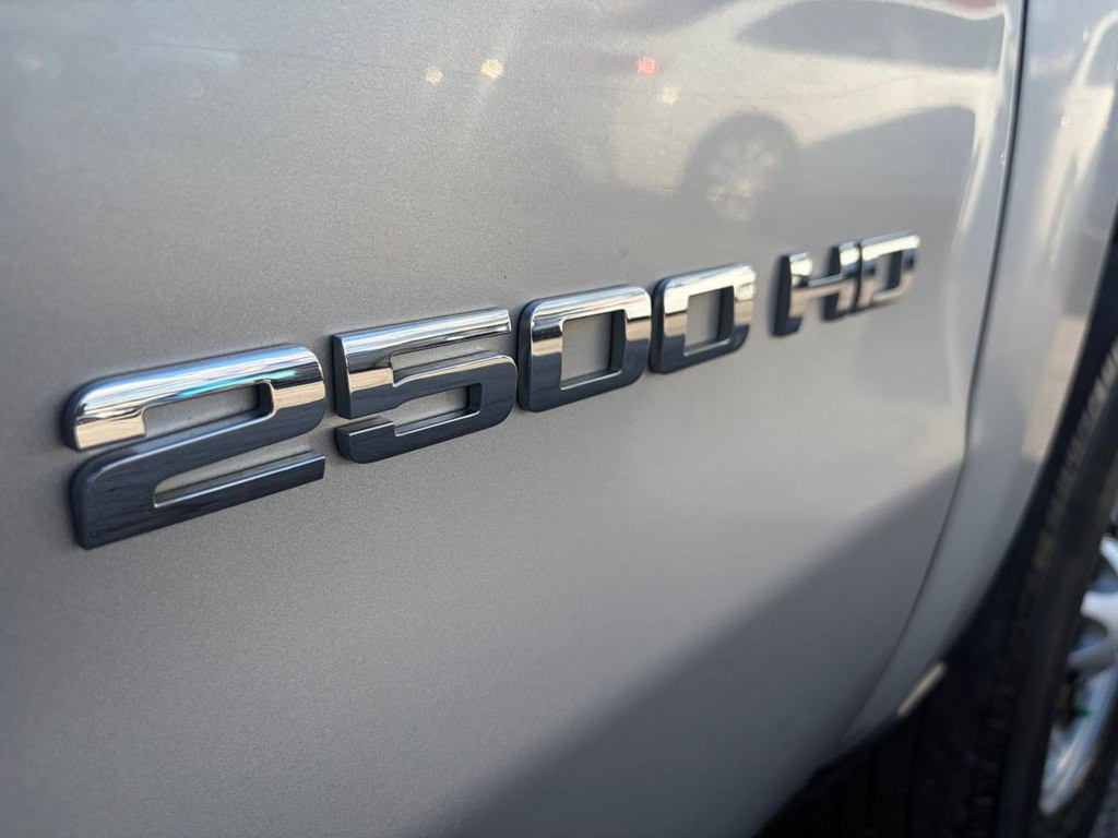 2018 Chevrolet Silverado 1500 Image 38