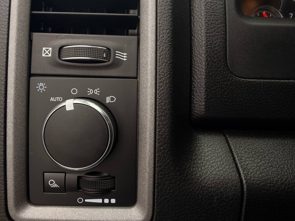 2021 RAM 1500 Image 14
