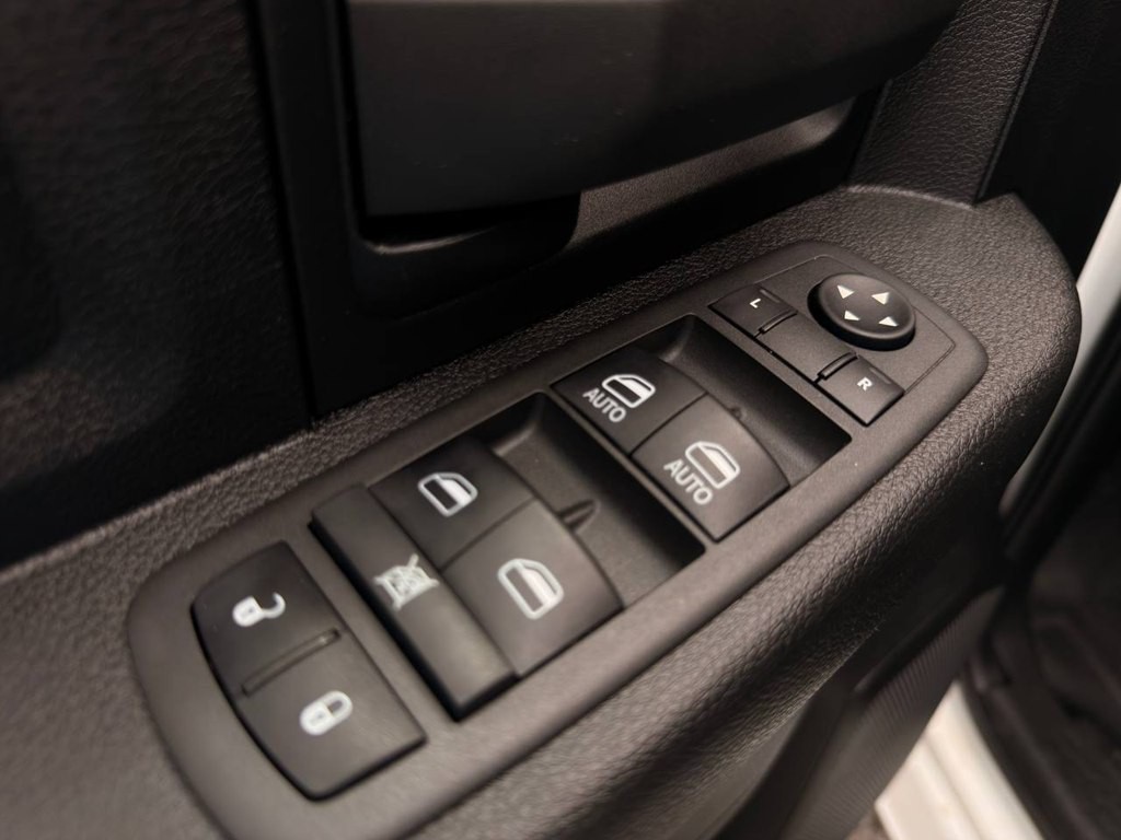 2021 RAM 1500 Image 19