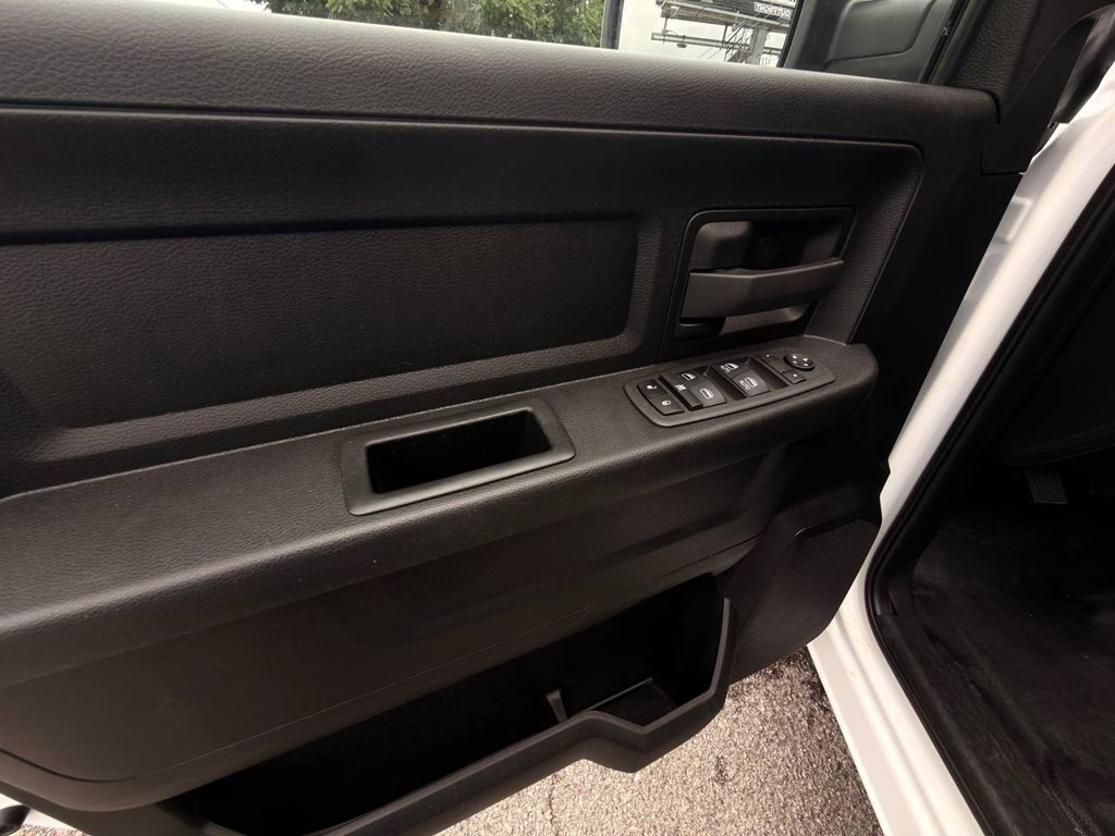 2021 RAM 1500 Image 41