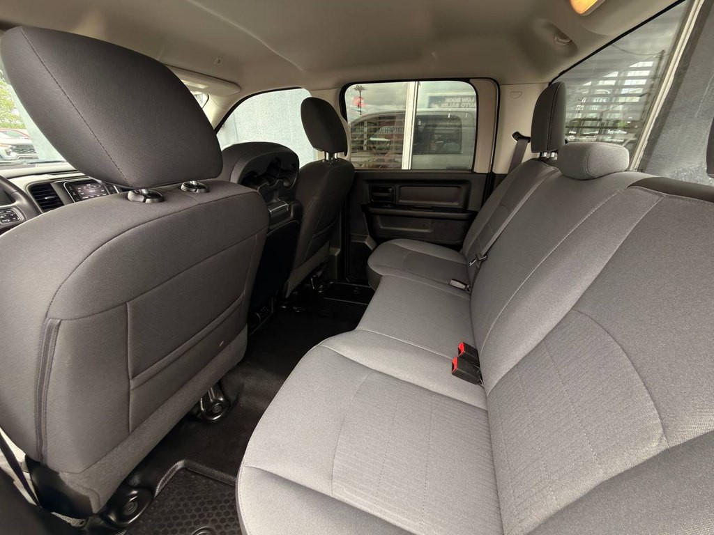 2021 RAM 1500 Image 44