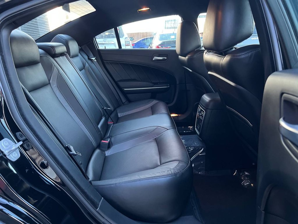 2022 Dodge Charger Image 12