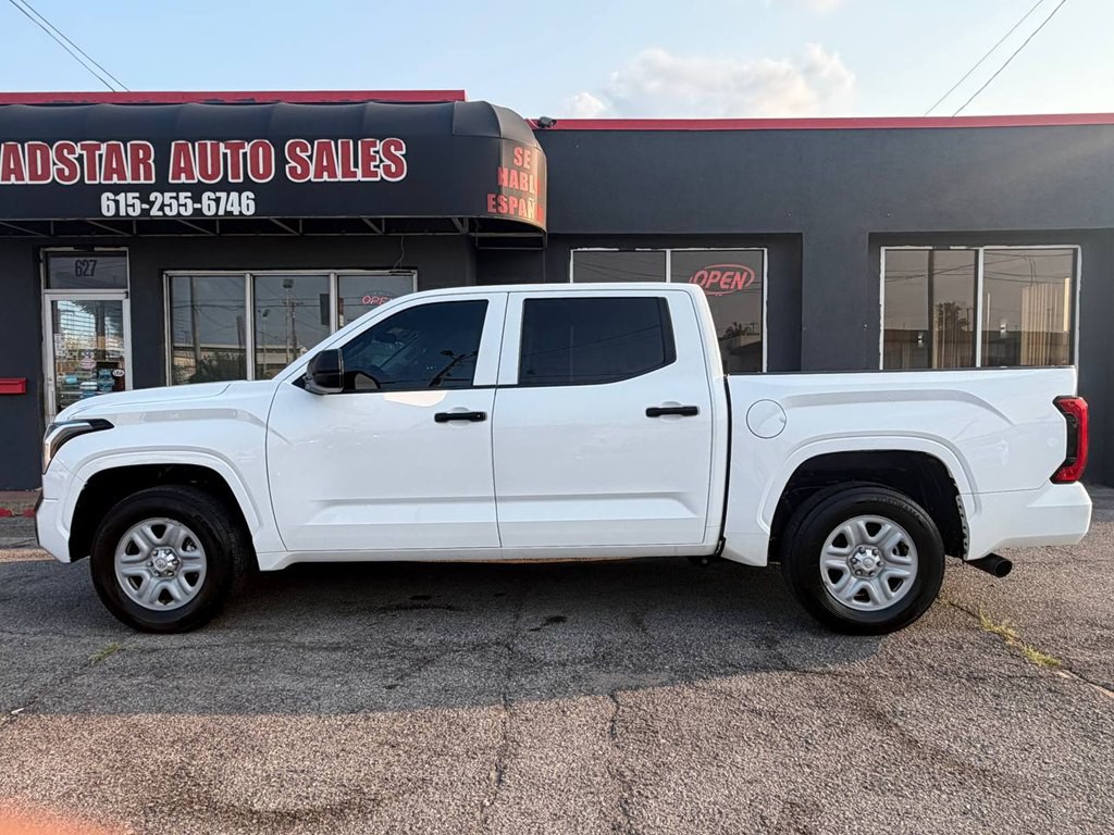 2023 Toyota Tundra Image 3