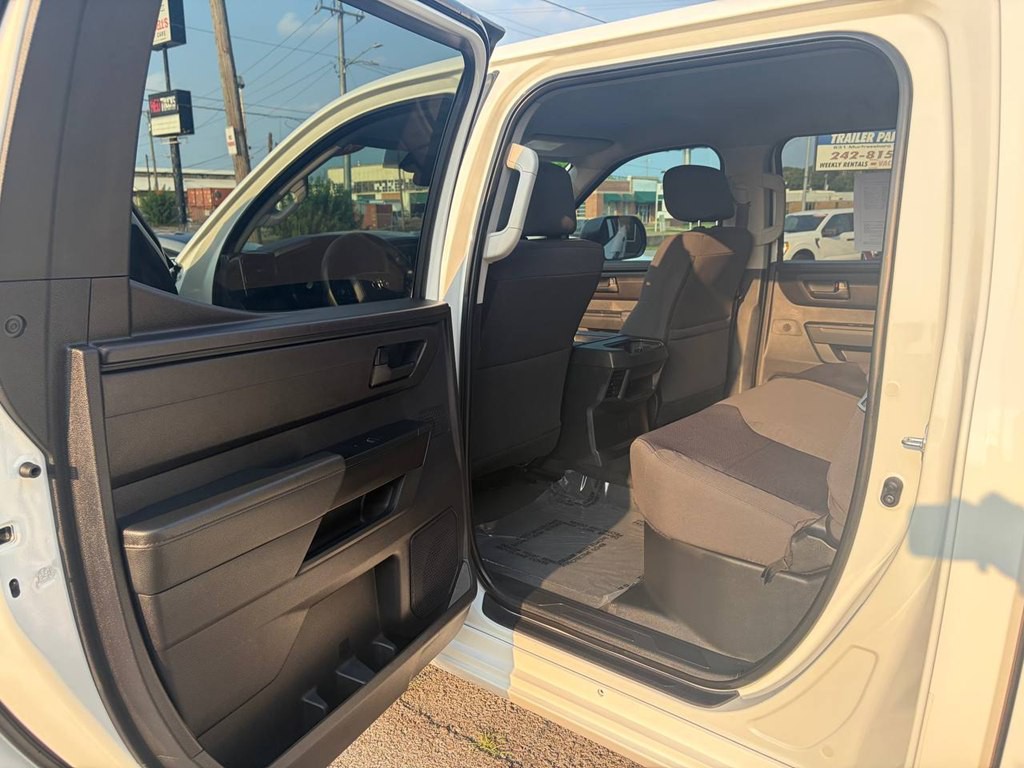 2023 Toyota Tundra Image 12